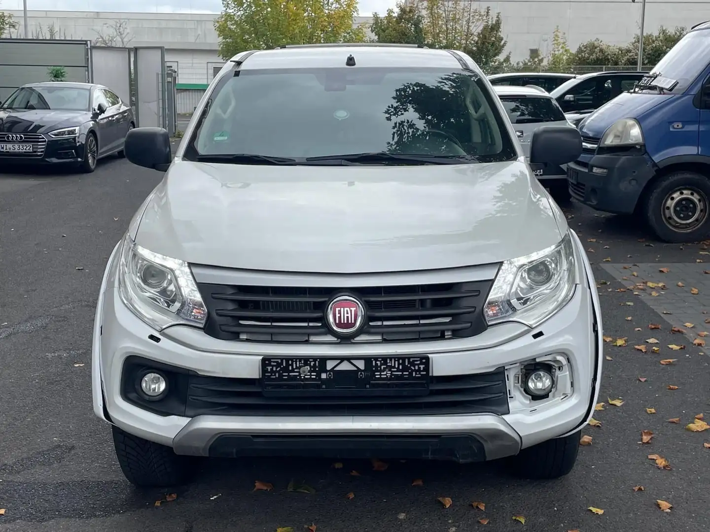 Fiat Fullback Double Cab LX Plus 4WD Weiß - 2