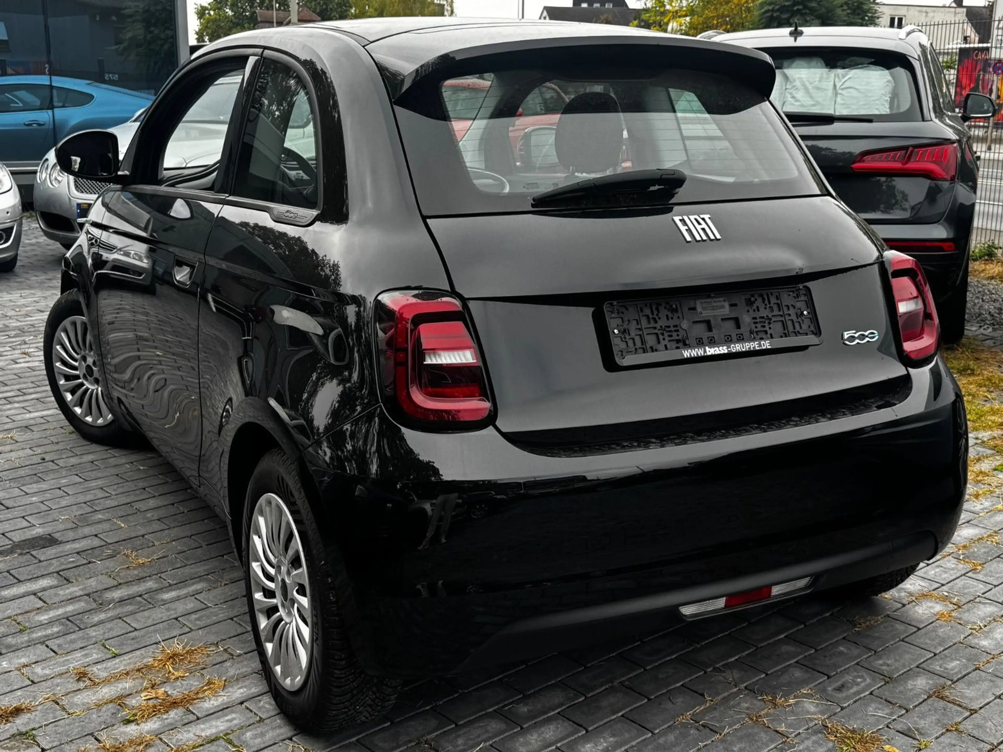 Fiat 500e Action — photo 6