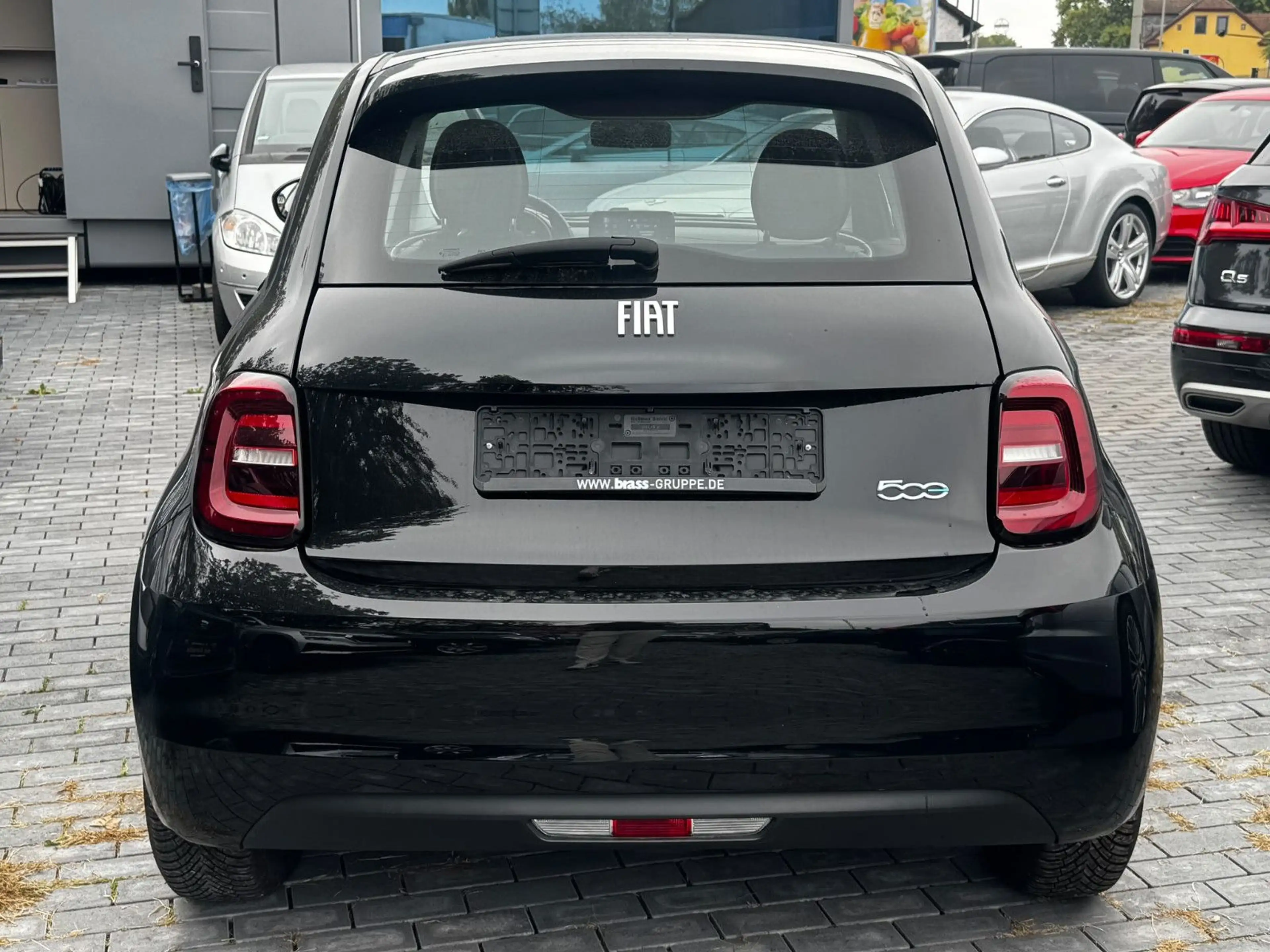 Fiat 500e Action — photo 4