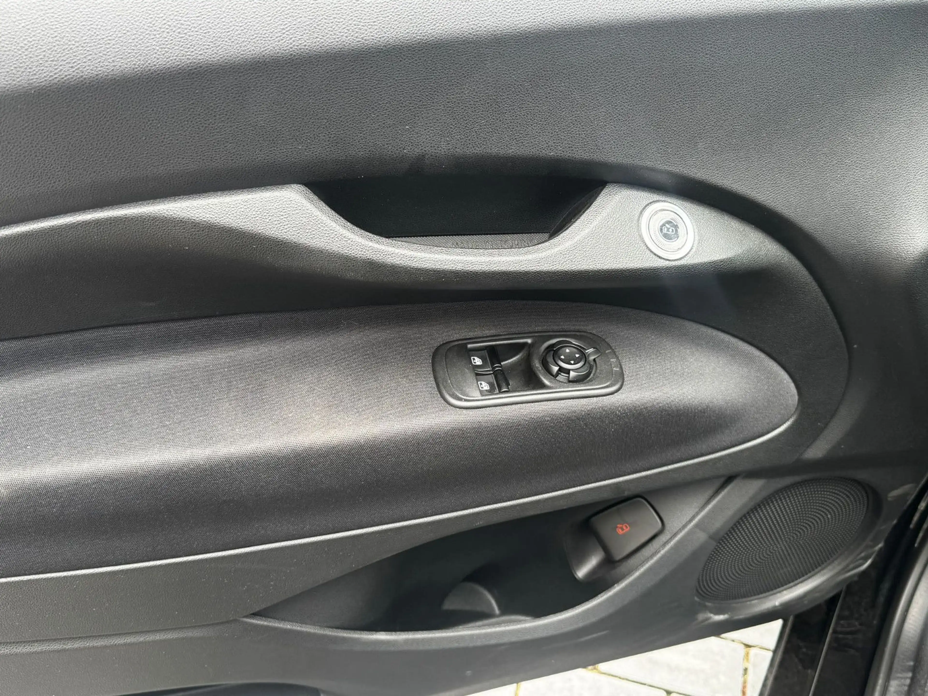 Fiat 500e Action — photo 14