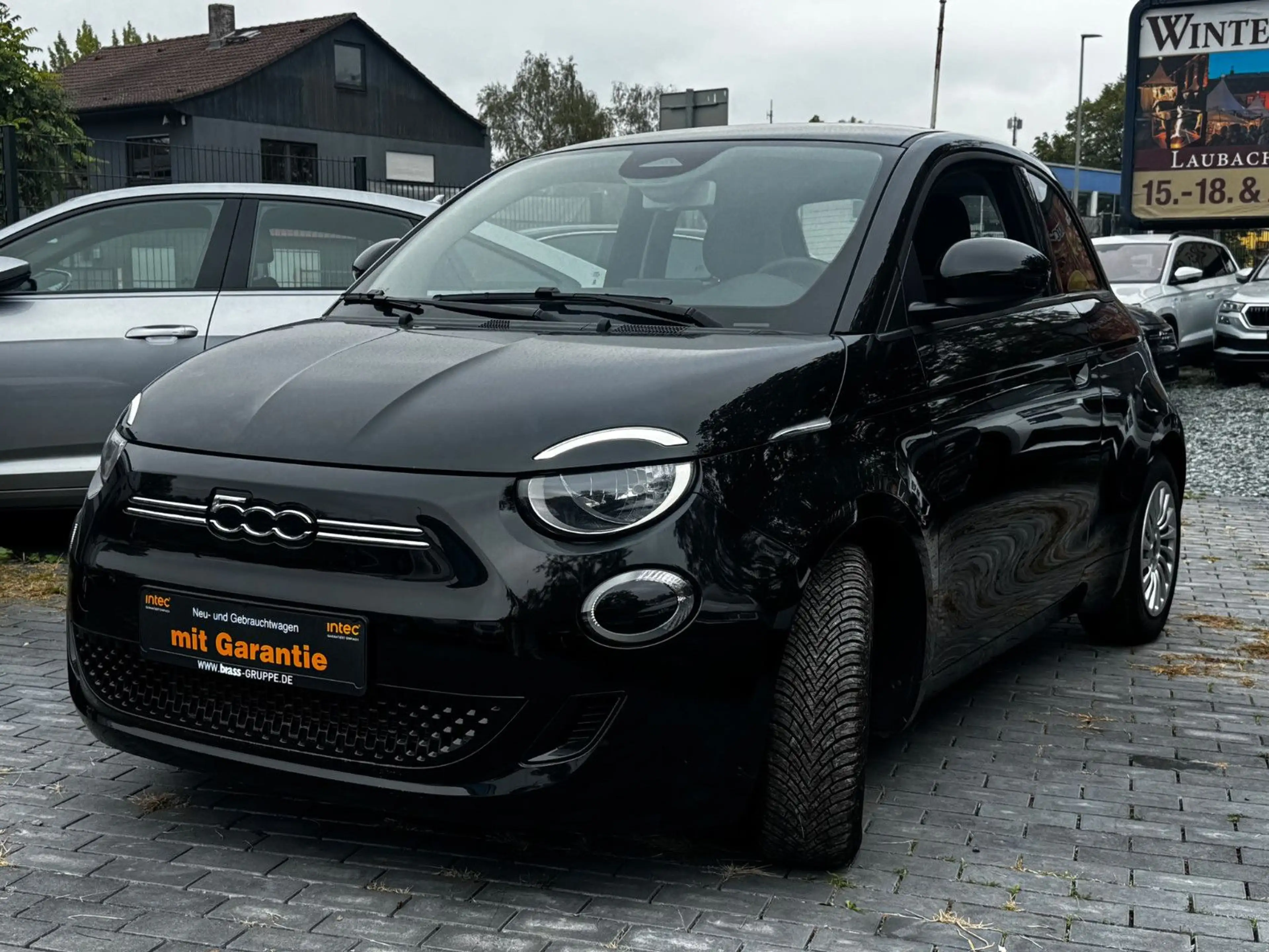 Fiat 500e Action