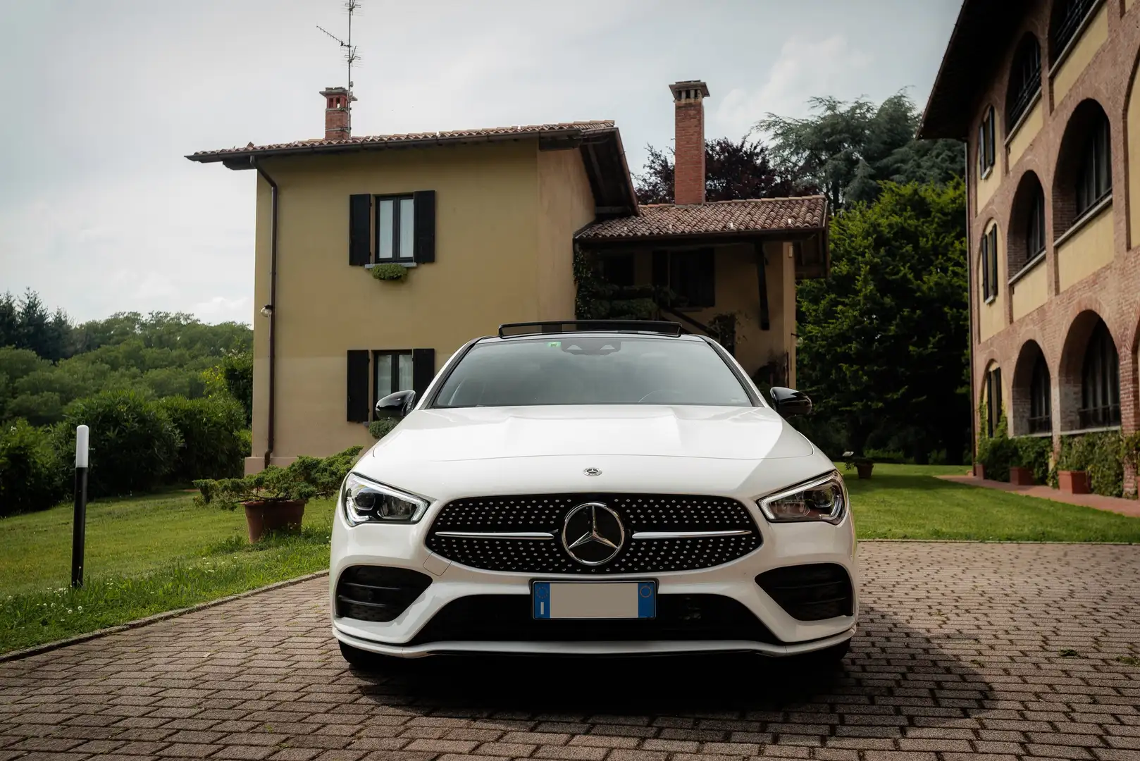Mercedes-Benz CLA 200 d Shooting Brake | Iva Esposta | Un Proprietario Bianco - 2