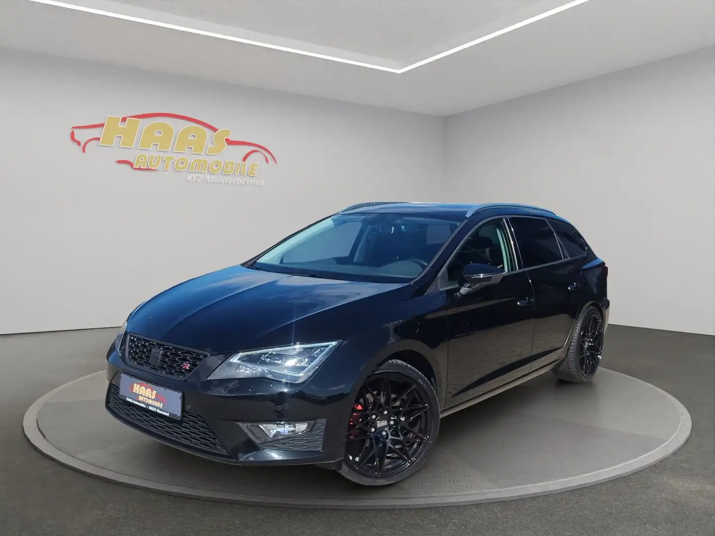 SEAT Leon ST FR *Panorama*Drive Select*AHK* Schwarz - 1