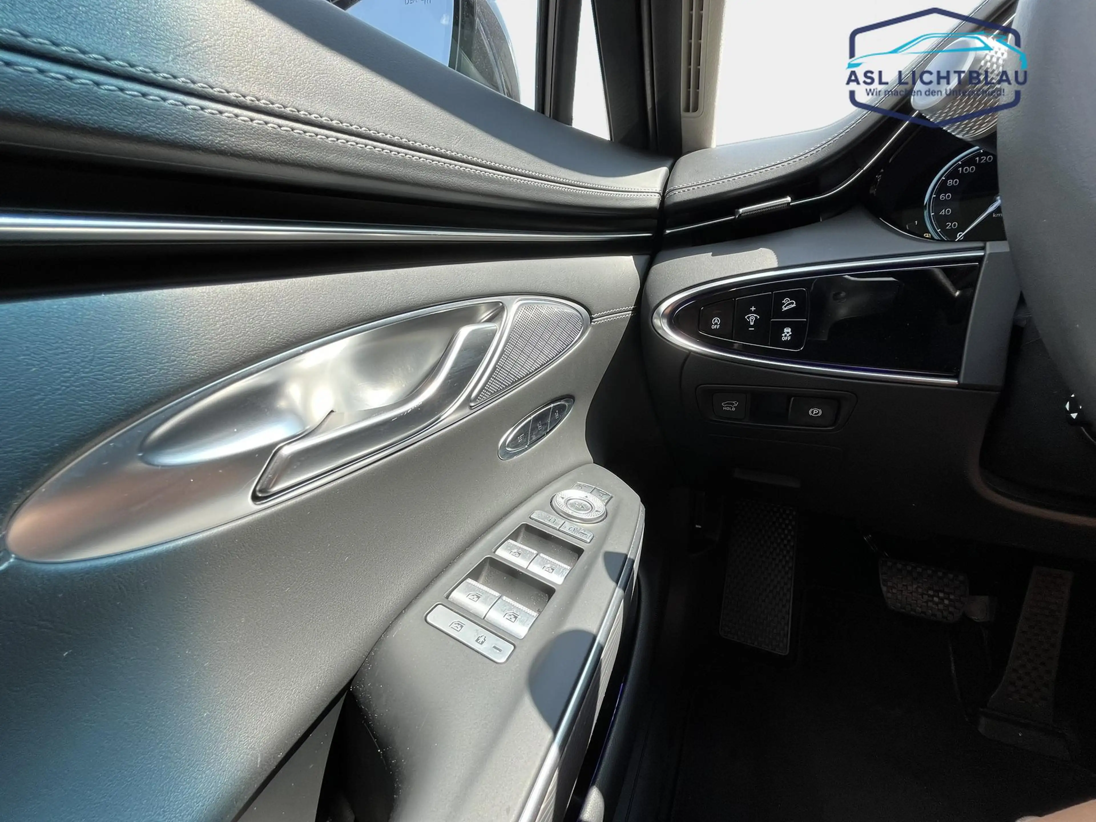 Genesis GV70 2.2 D Luxus AWD 2.2 — photo 12