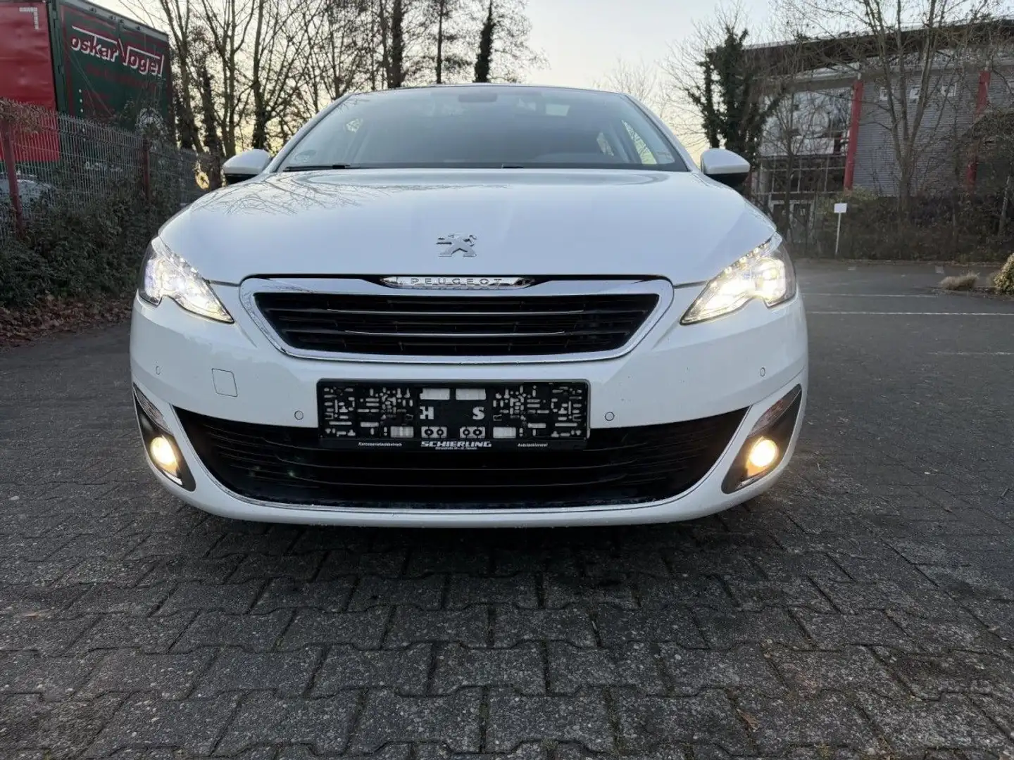 Peugeot 308 Allure Klima Navi Rückfahrkamera Blanc - 2