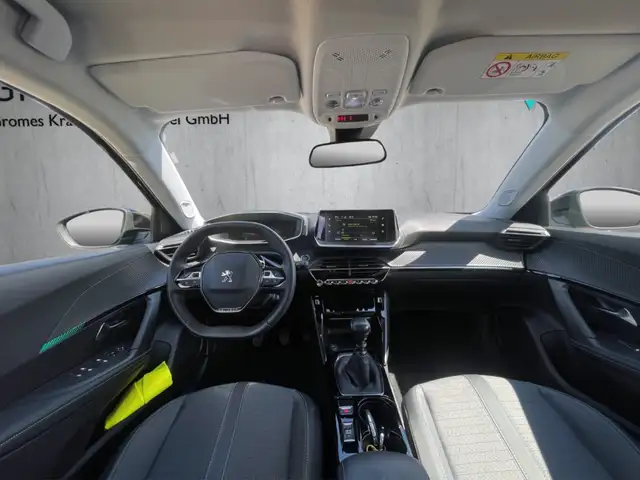 Peugeot 2008 view 12