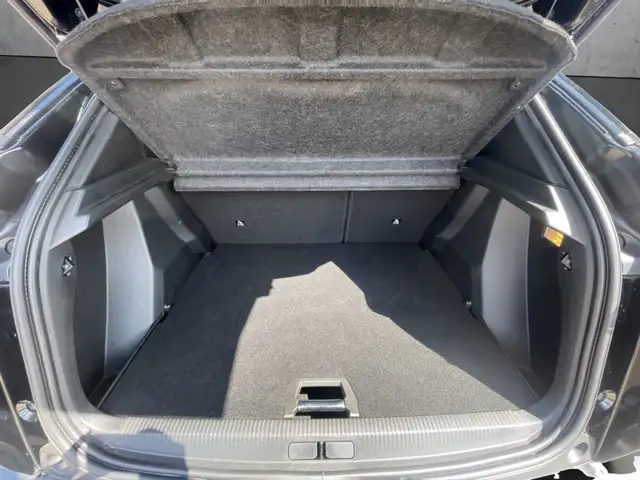Peugeot 2008 view 7