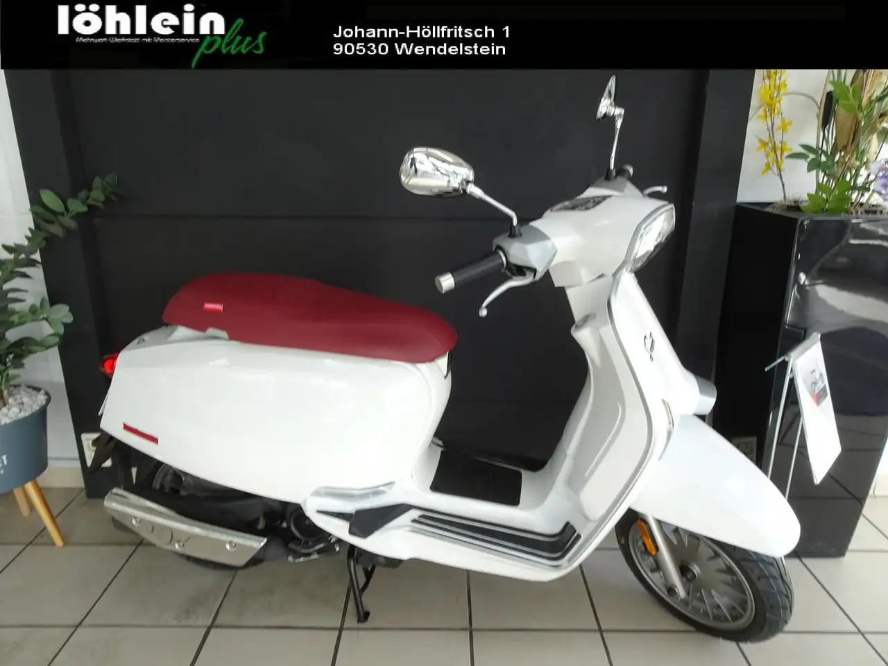 Lambretta V50