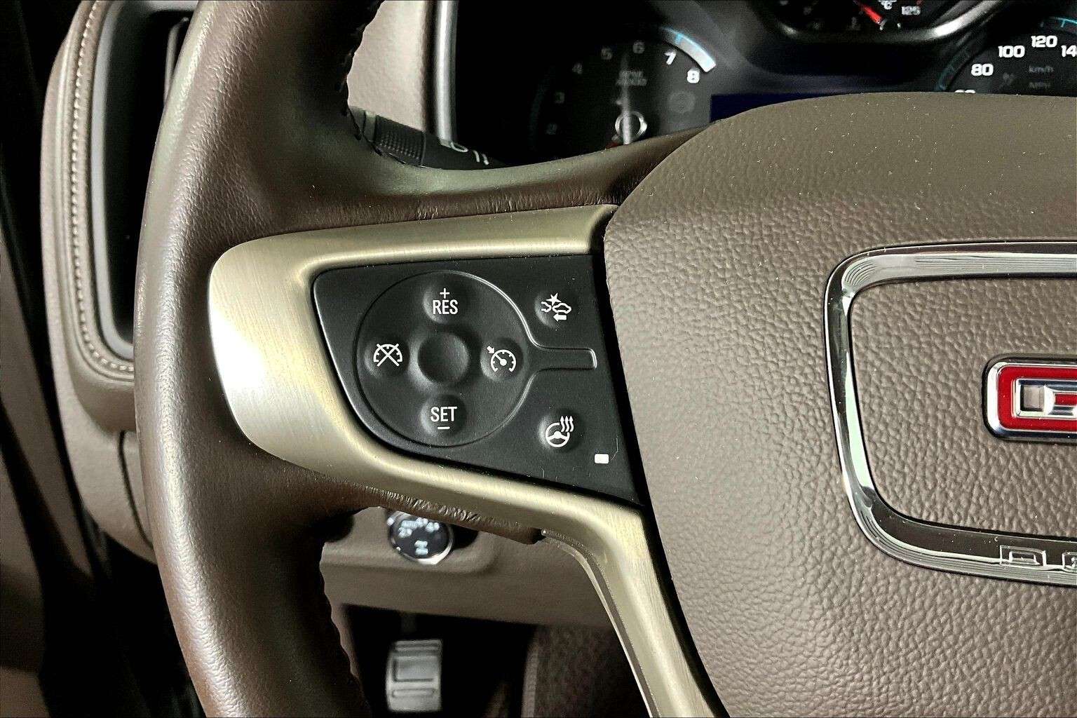 used 2022 GMC Canyon car, priced at $42,998