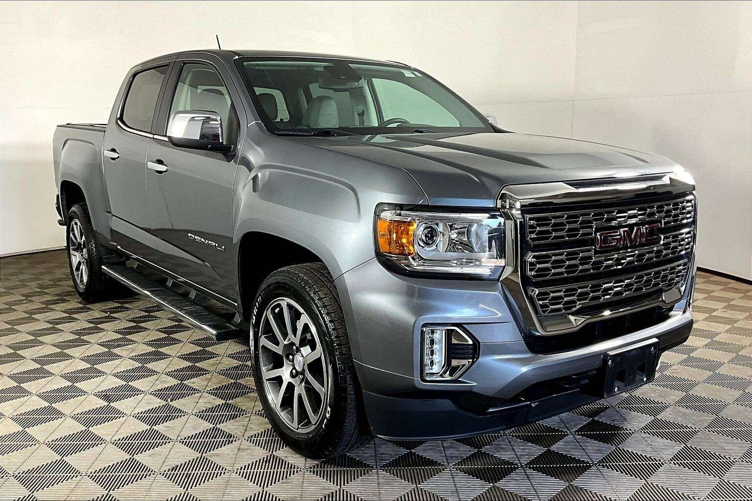 used 2022 GMC Canyon car, priced at $42,998