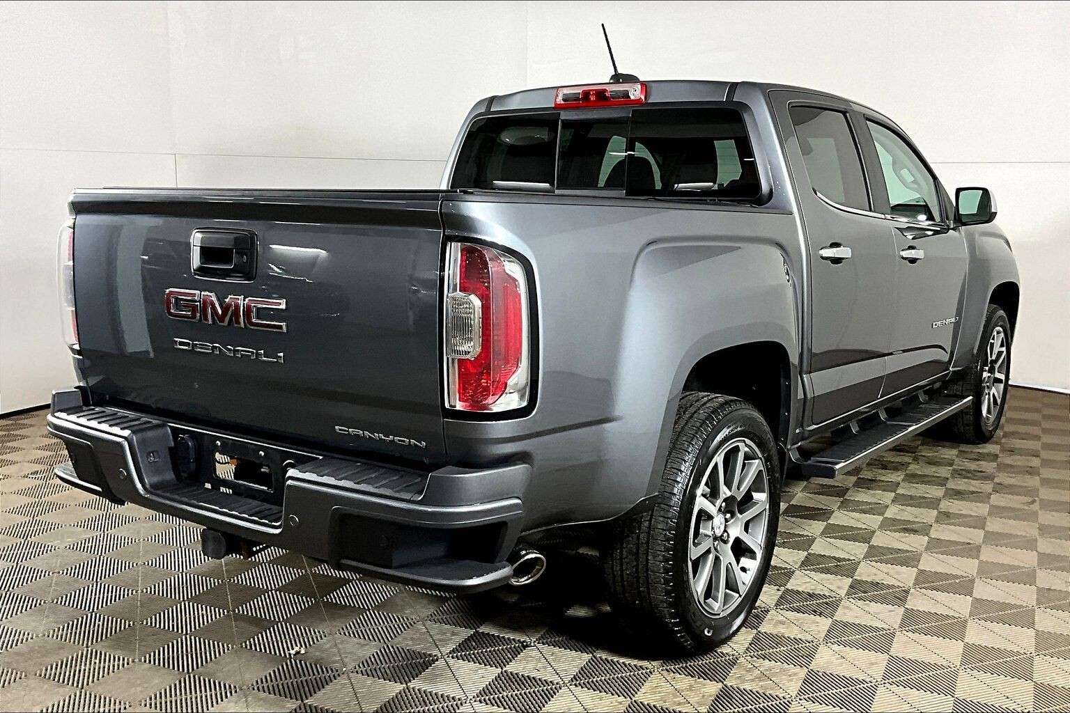 used 2022 GMC Canyon car, priced at $42,998