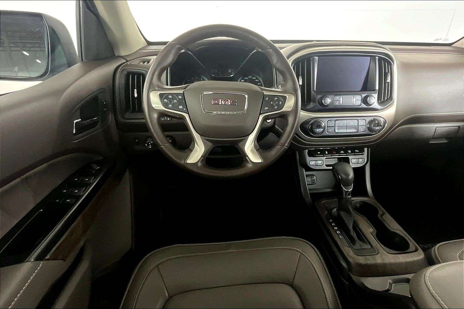 used 2022 GMC Canyon car, priced at $42,998