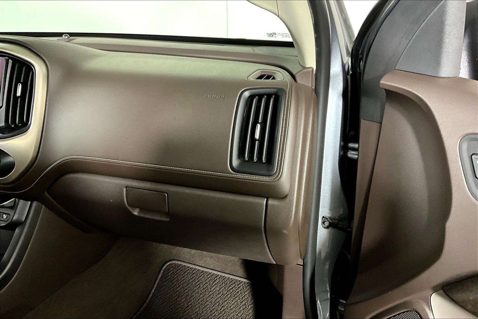 used 2022 GMC Canyon car, priced at $42,998