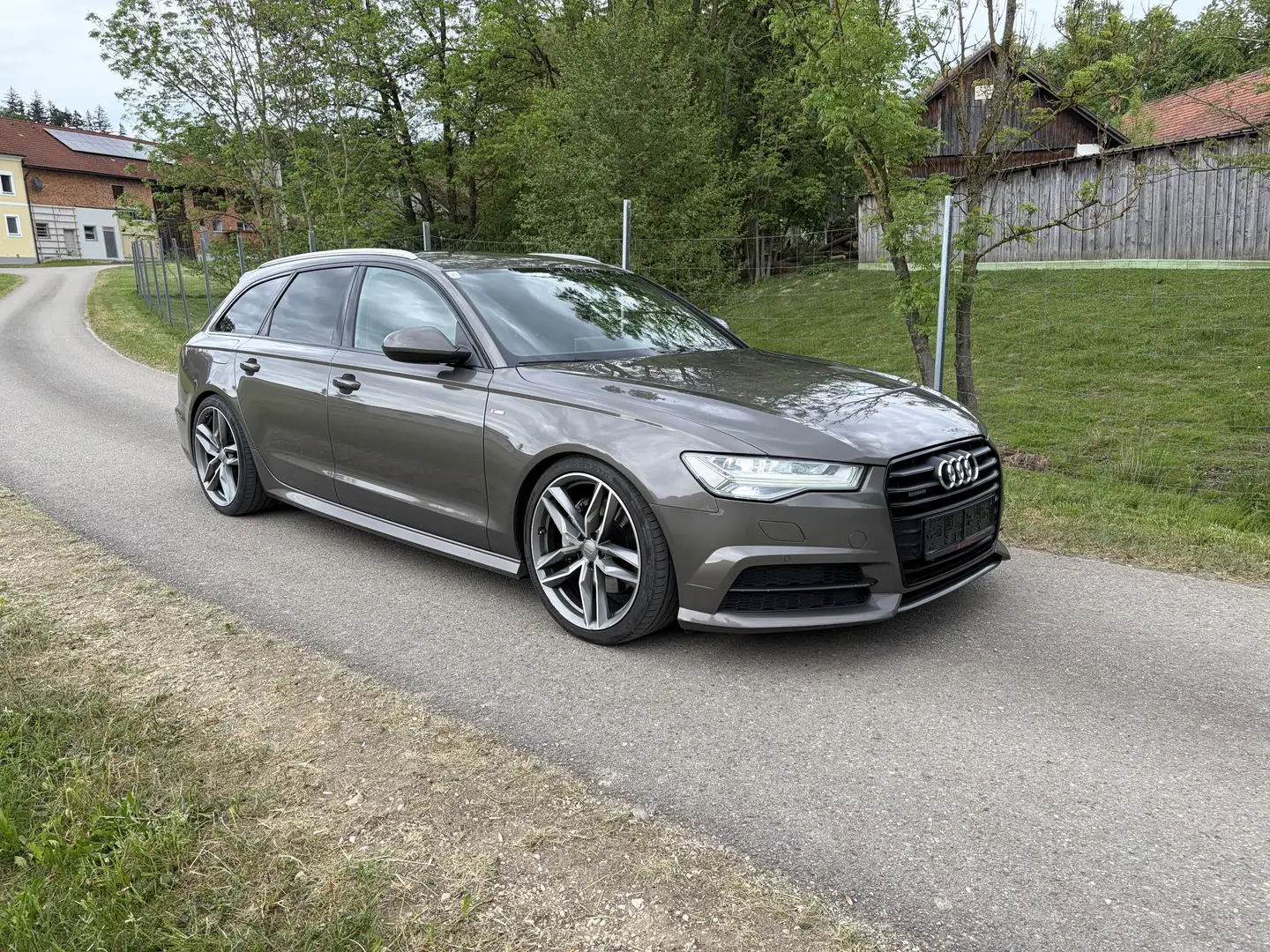 Audi A6 4G C7 3.0 TDI S-Line Grau - 2