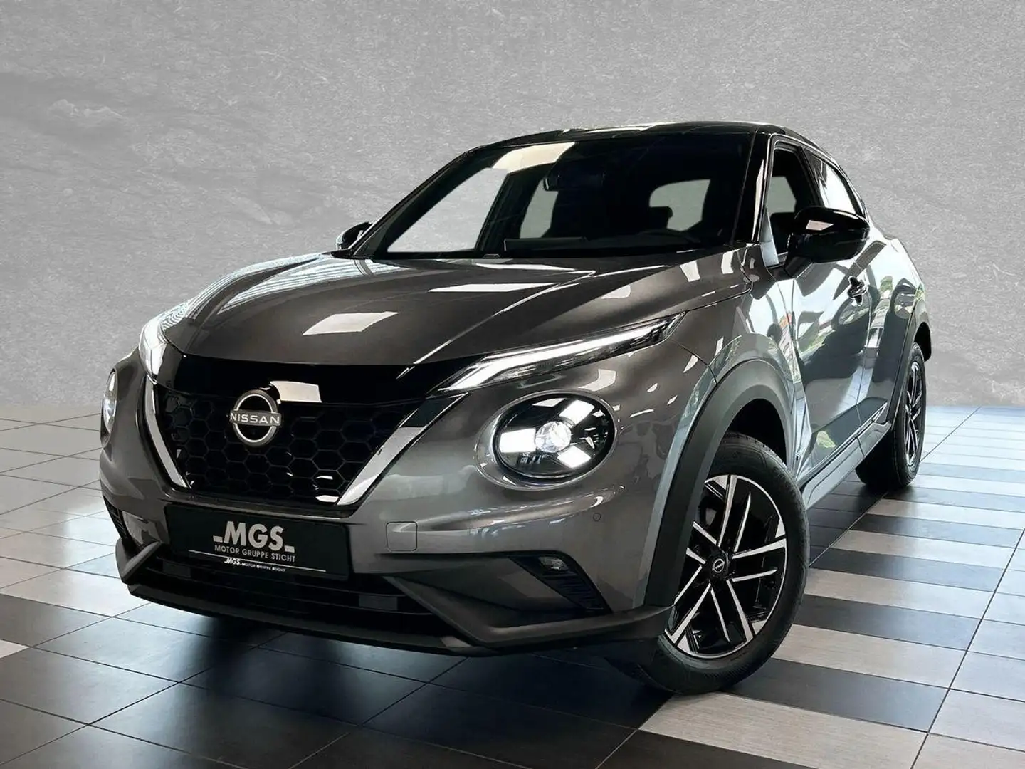 Nissan Juke 1.6 Hybrid N-Connecta 4AMT Grau - 2