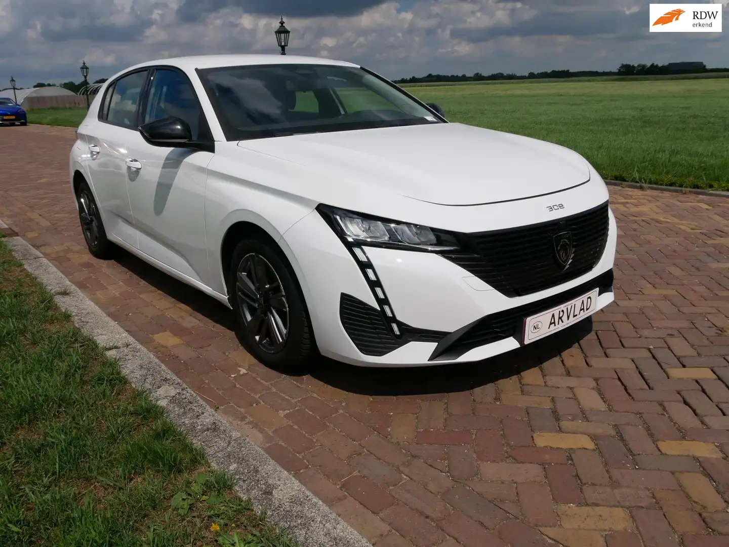 Peugeot 308 1.5 BlueHDi Active Pack Business AUT NAVI CLIMA ** Wit - 1