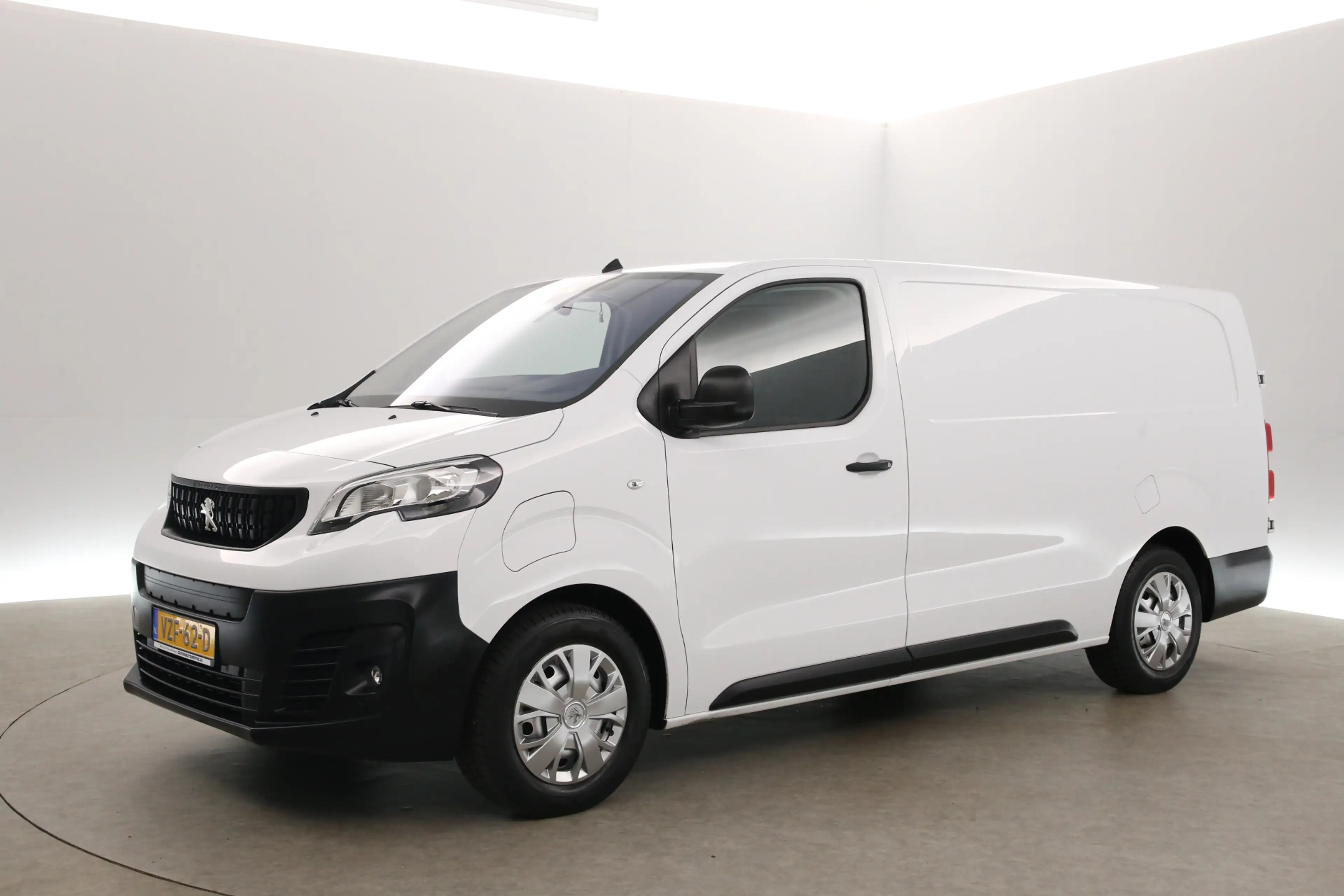 Peugeot e-Expert 75 kWh L3H1 | Snelladen | SOH 97% | Airco | Cruise — photo 10