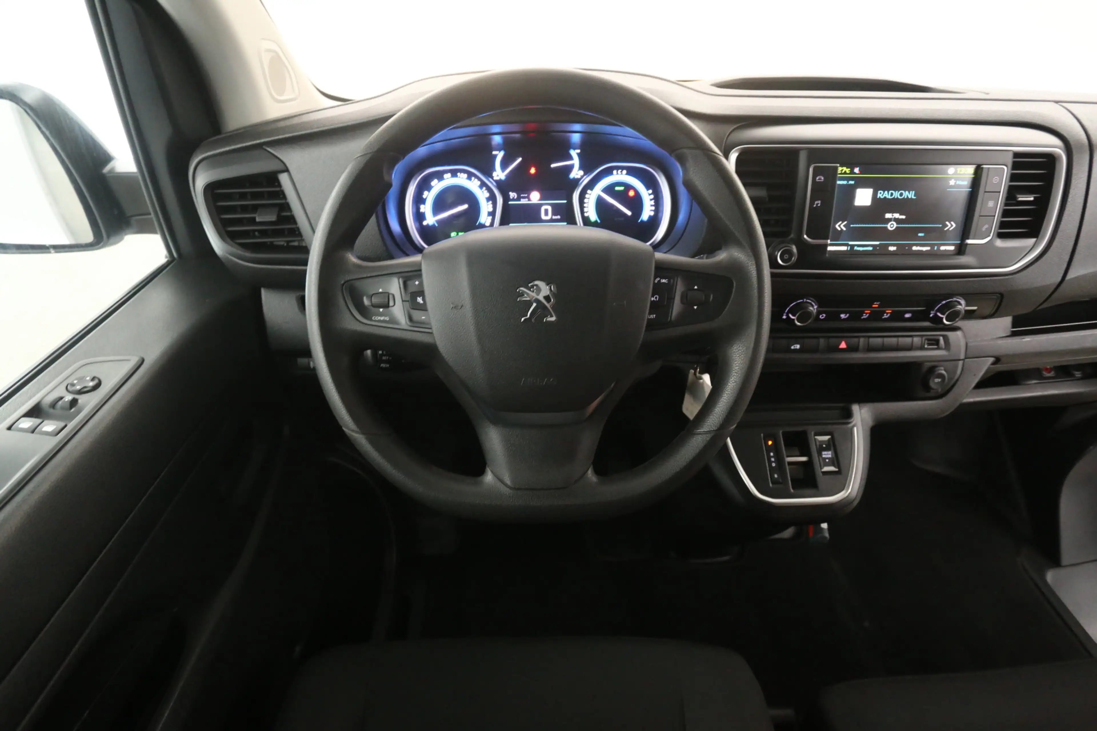 Peugeot e-Expert 75 kWh L3H1 | Snelladen | SOH 97% | Airco | Cruise — photo 2