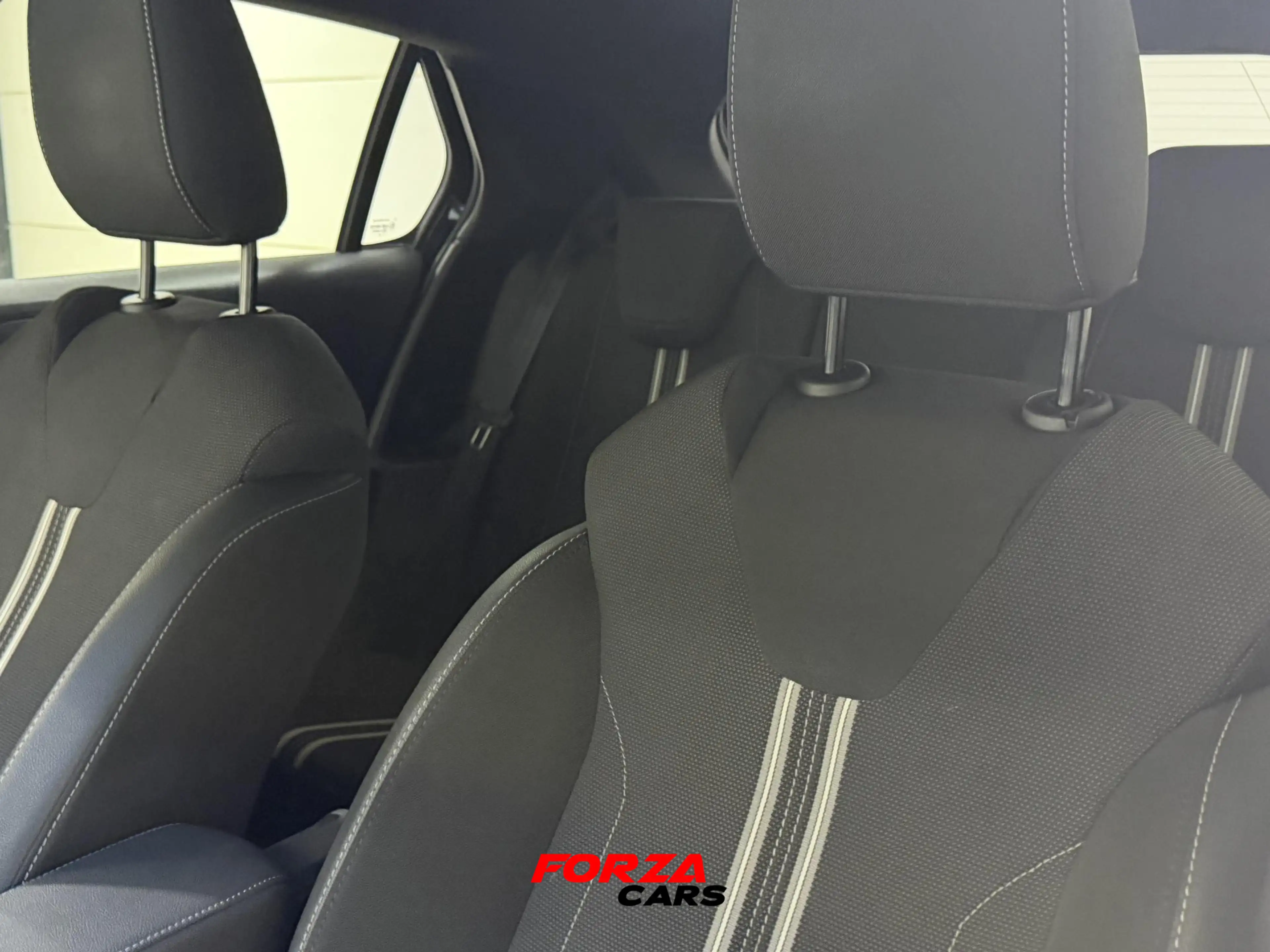 Opel Corsa 1.2 Turbo Camera| Navi | Carplay — photo 9