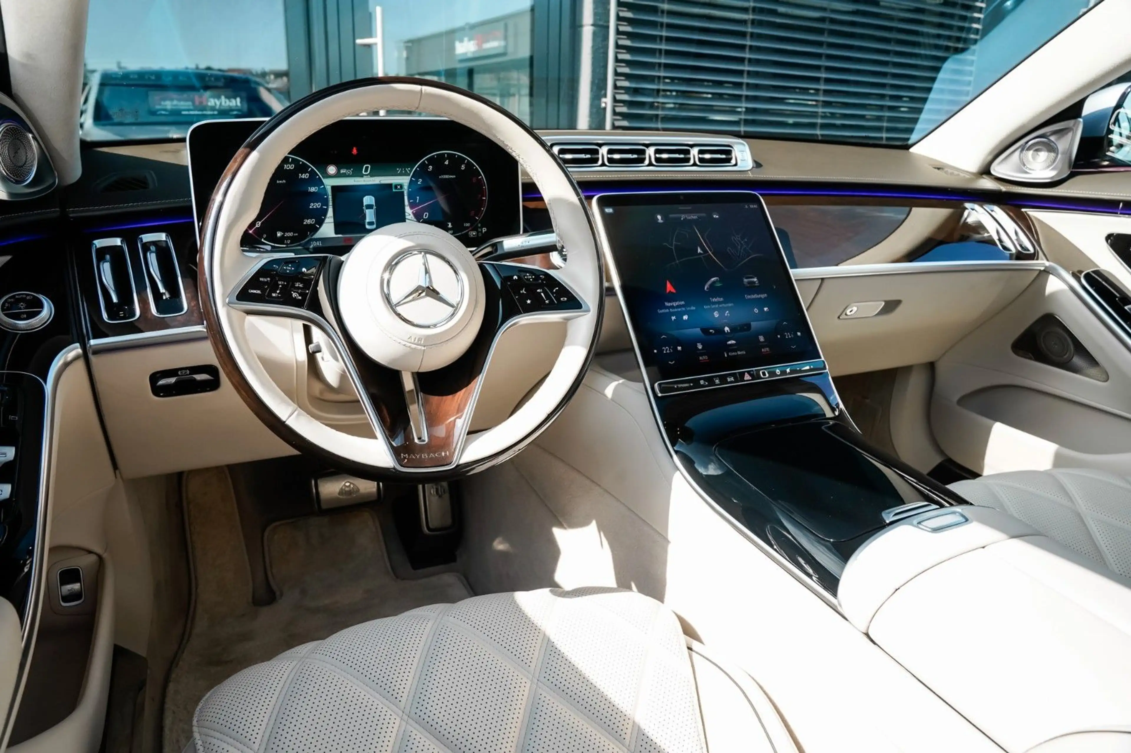 Mercedes-Benz S 680 Maybach 4Matic First Class-4 Sitzer-1.Hand — photo 13