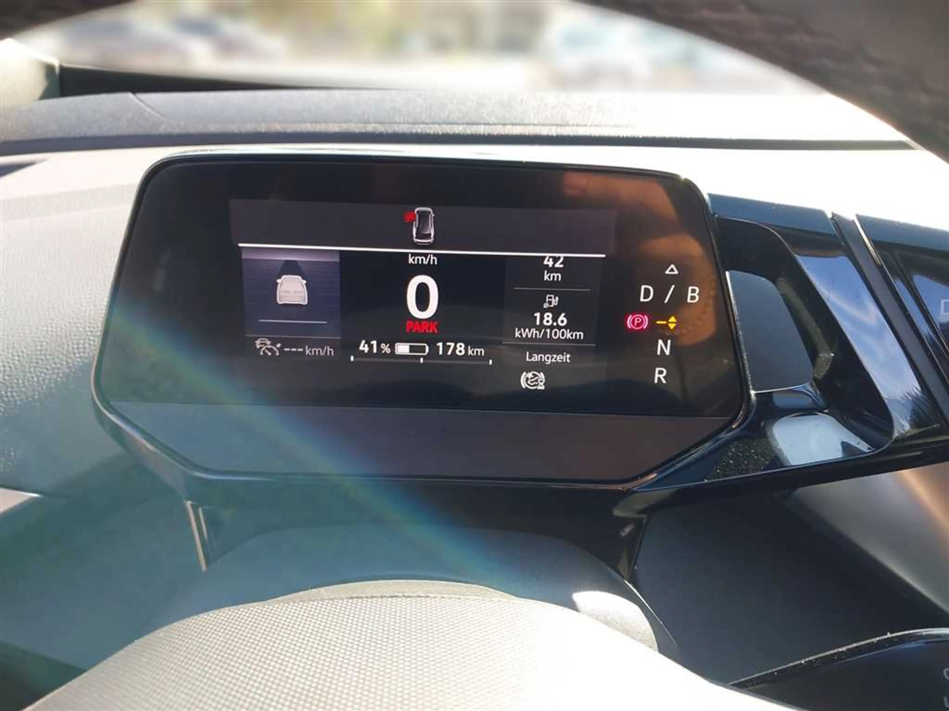 Volkswagen ID.4 Pro 82 kWh — photo 10