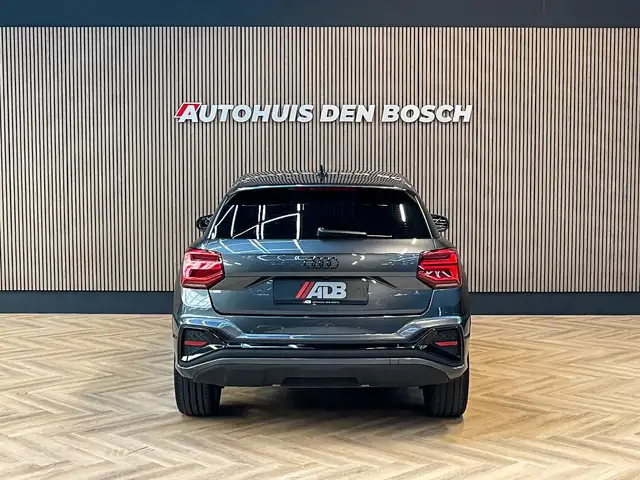 Audi Q2 view 20