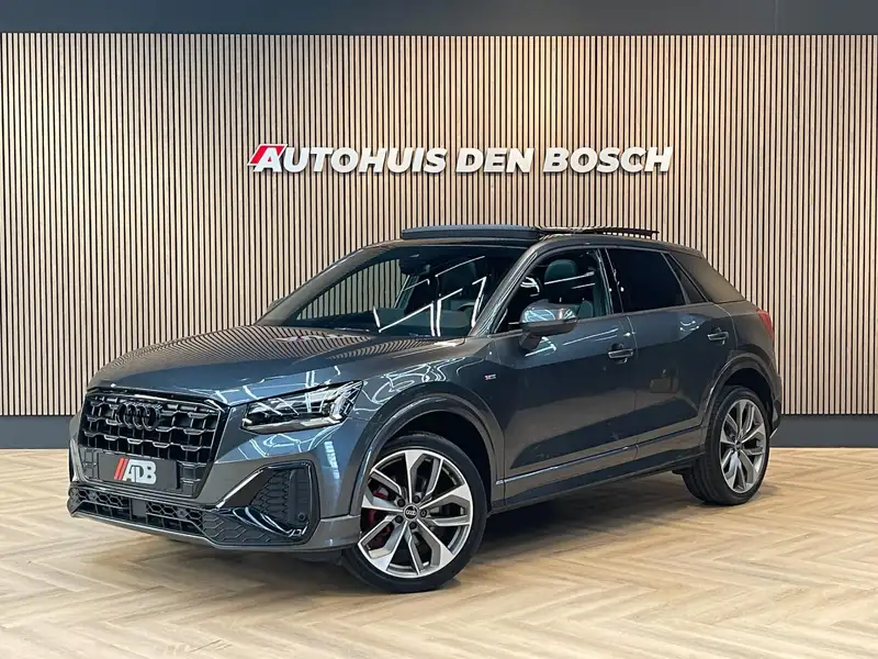 AUDI Q2