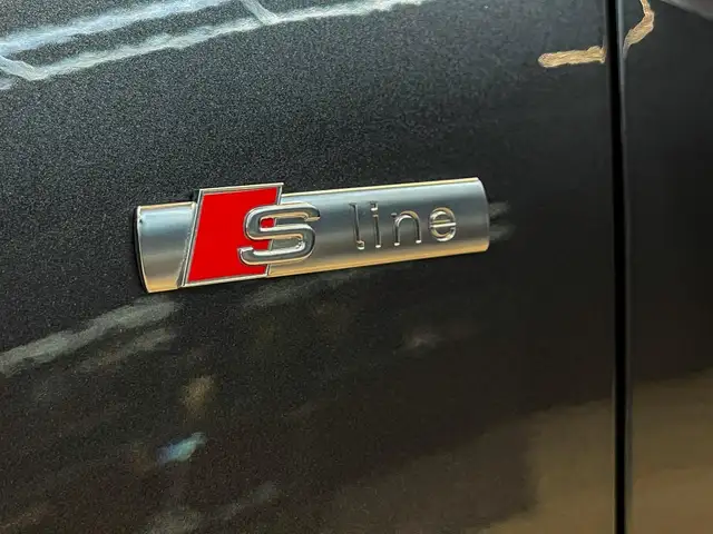 Audi Q2 view 23