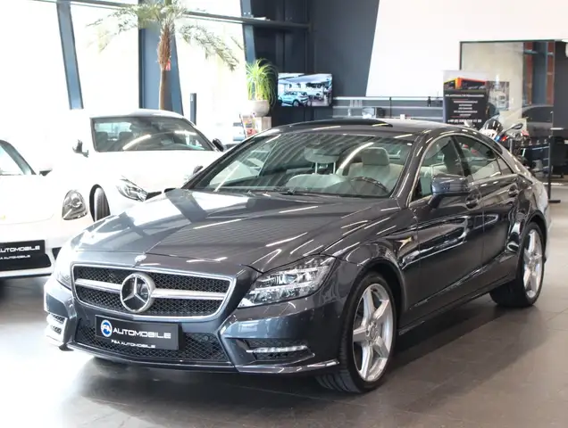 Mercedes-Benz CLS 500 4MATIC*AMG-Line*1.Hand