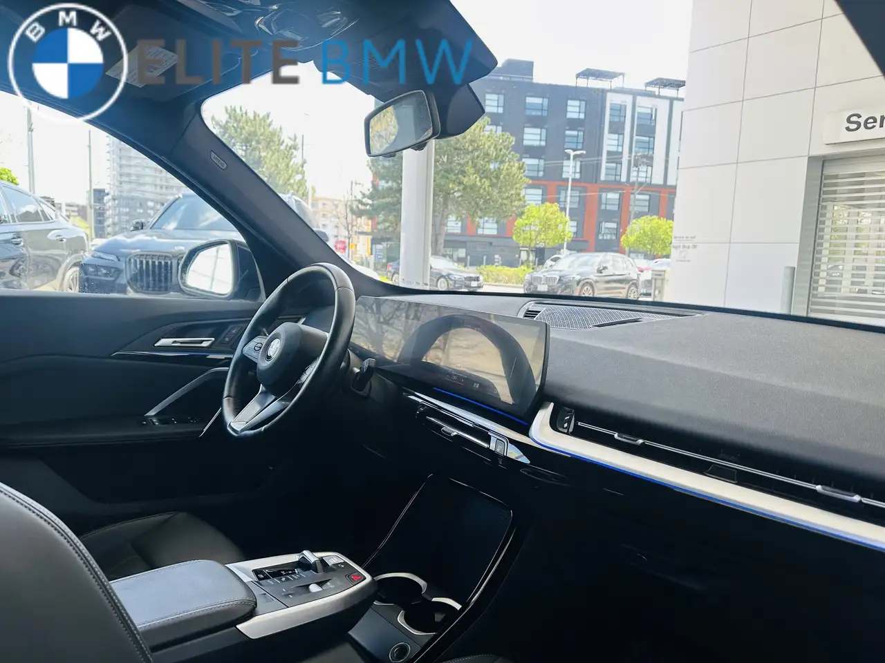 BMW X1 снимка BMW X1