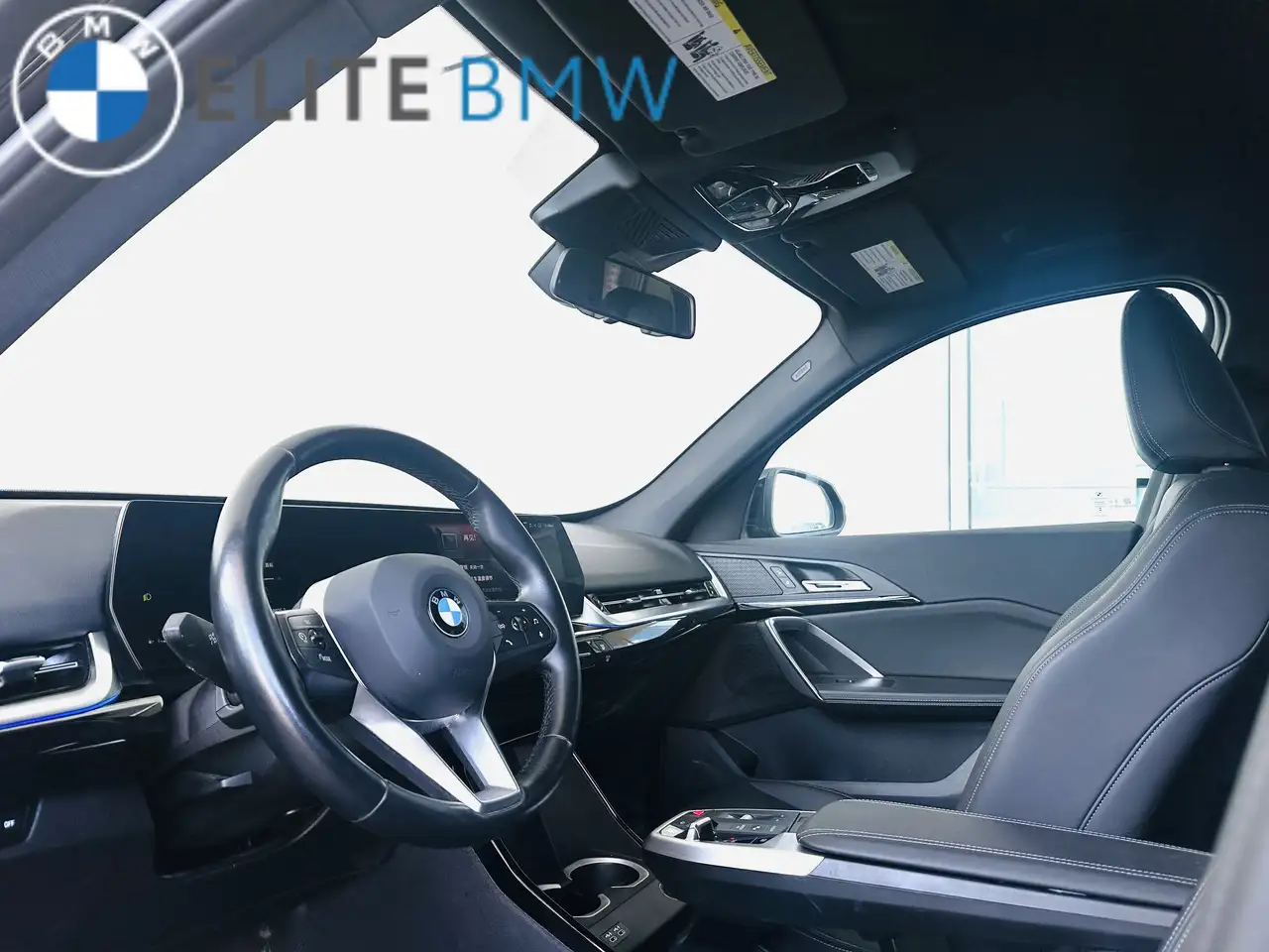 BMW X1 снимка BMW X1