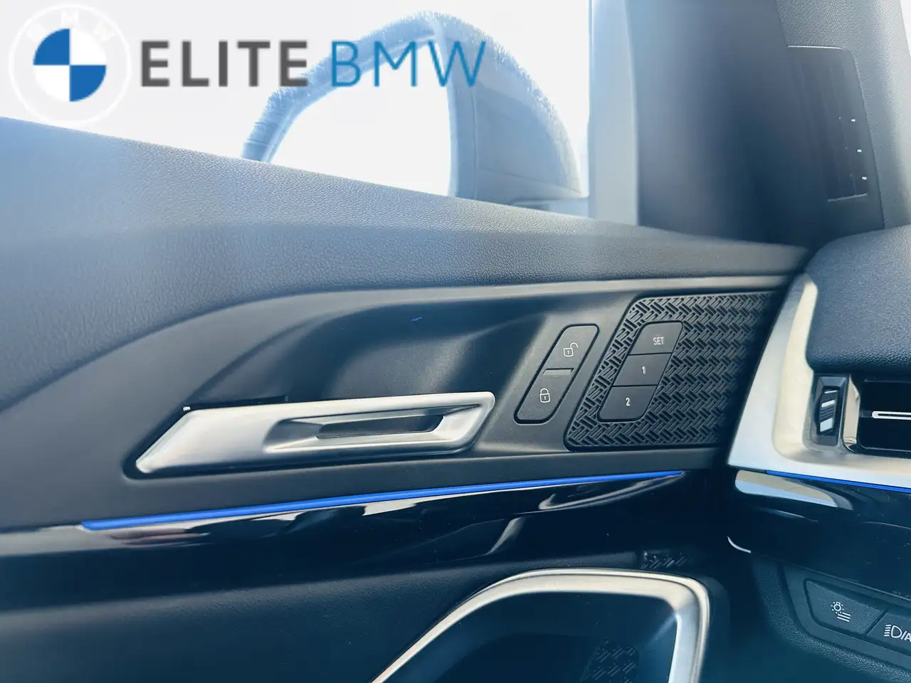 BMW X1 снимка BMW X1