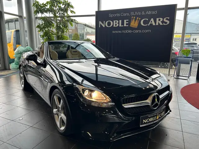 Mercedes-Benz SLC 200 AIRSCARF TOTWINKEL NAV SHZ PDC