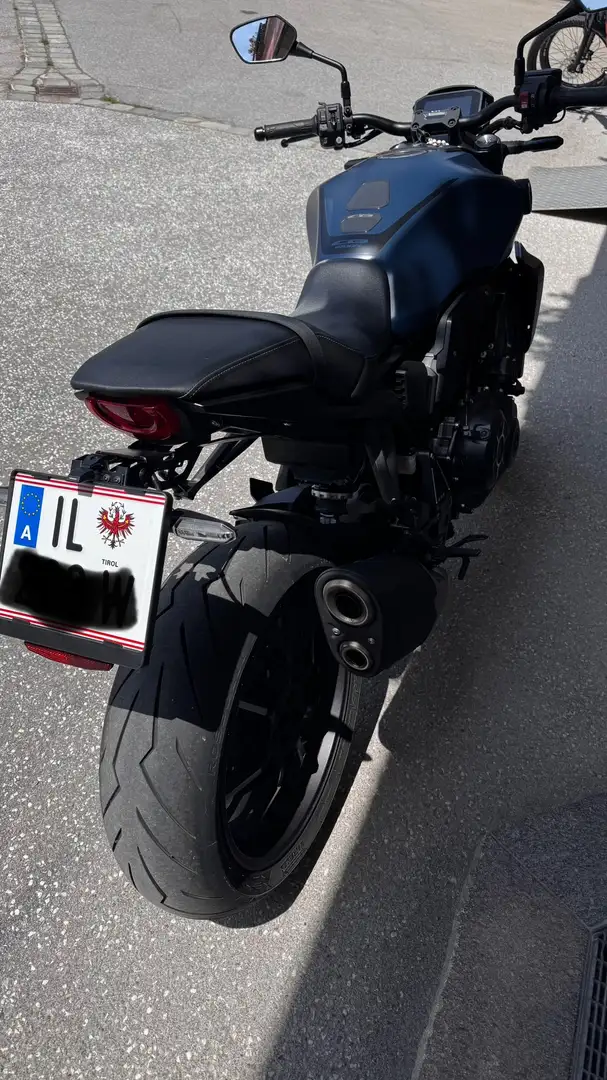 Honda CB 1000 CB 1000 RA black edition Modrá - 1