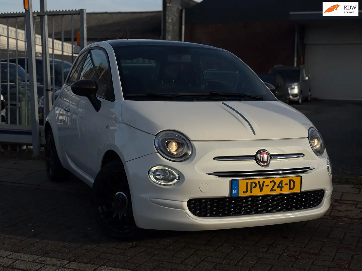 Fiat 500 1.0 Hybrid | LED | Panoramadak | Climate control | Weiß - 1