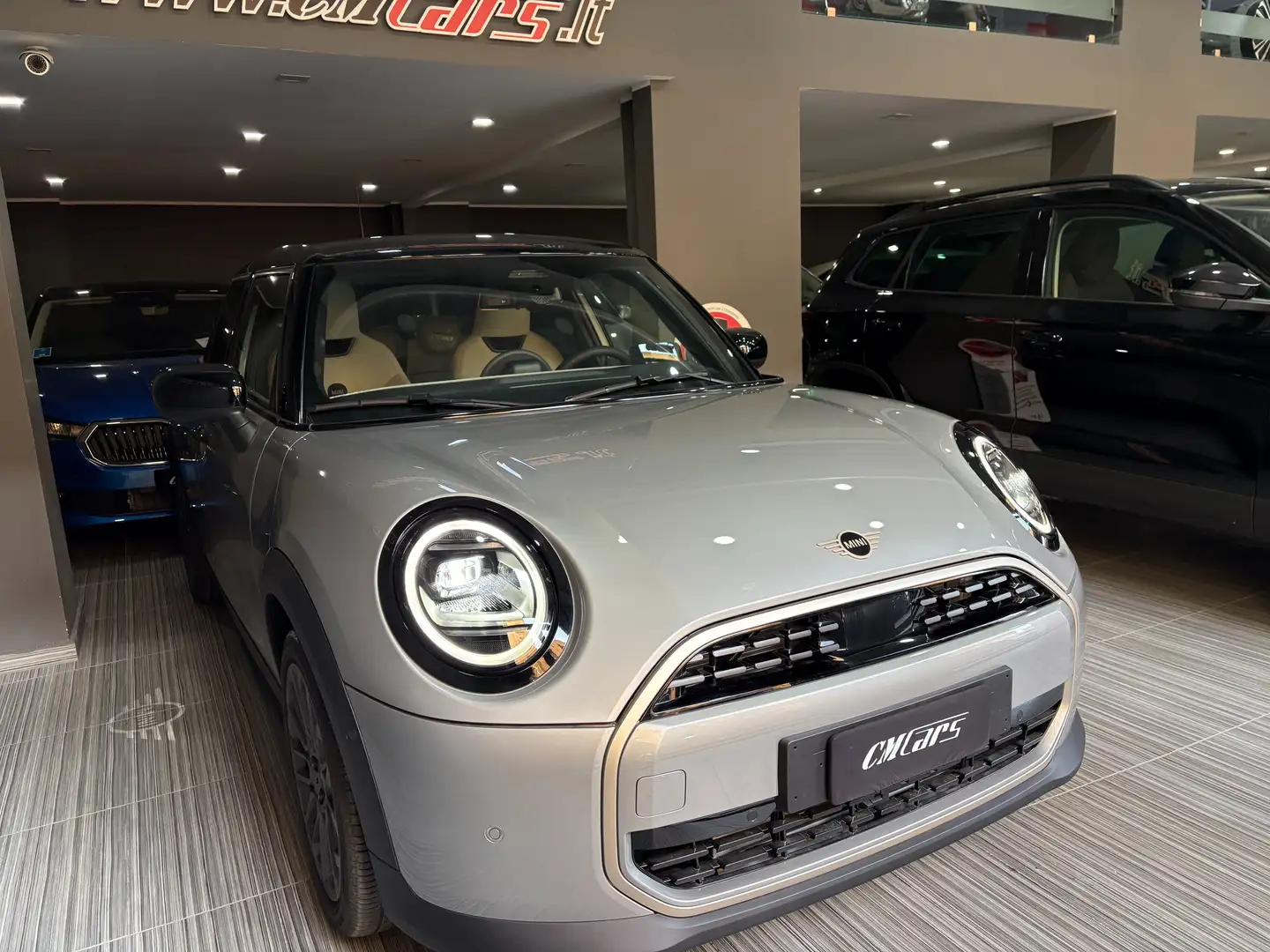 MINI Cooper C 1.5 156cv Automatica Favoured ITALIANA Km0 Grau - 2