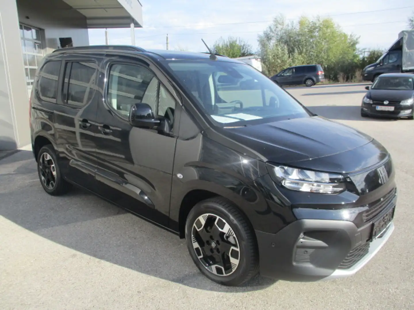 Fiat Doblo Doblo M Diesel 130 S Schwarz - 2