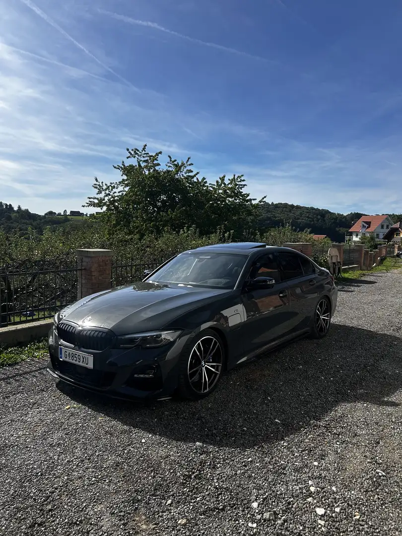 BMW 330 330e i-Performance - 1