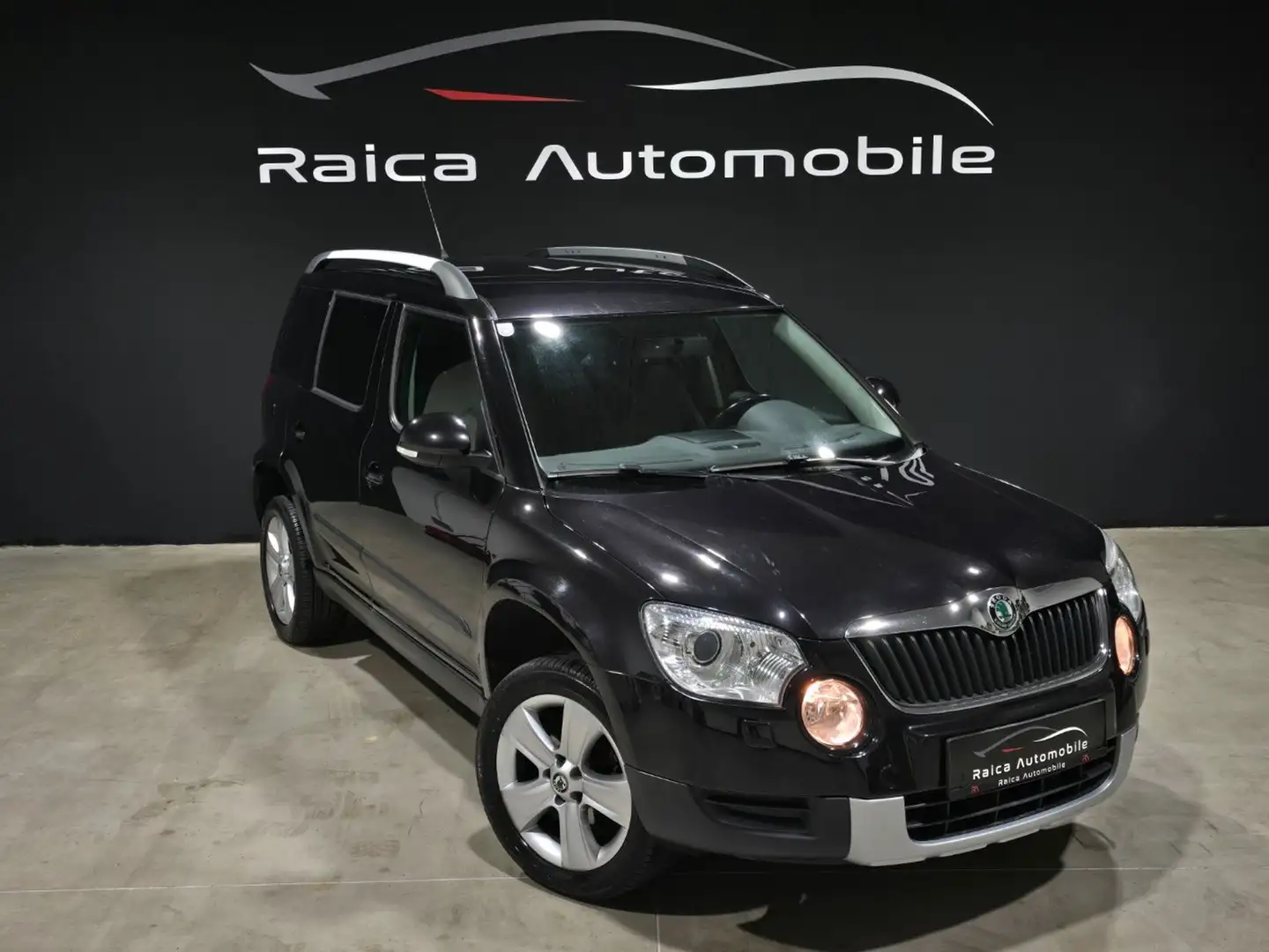 Skoda Yeti 2.0 TDI *ZR *Klima *Tempomat *Xenon Schwarz - 1