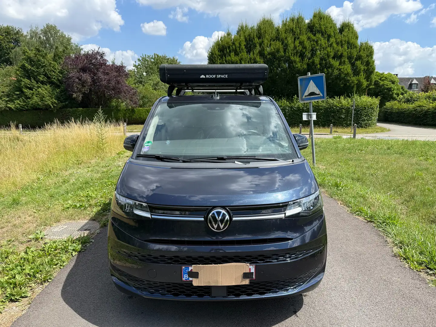 Volkswagen T7 Multivan Multivan LifeBusiness eHybrid 1.4 DSG 110KW/218ch Blauw - 1