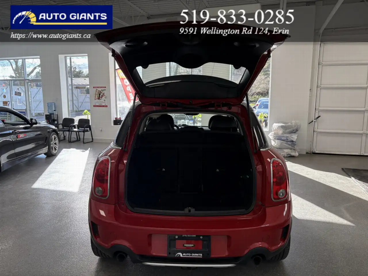 MINI Cooper Countryman снимка MINI Cooper Countryman