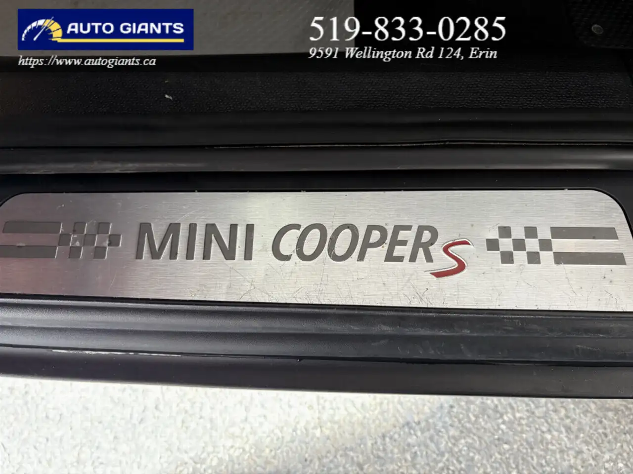 MINI Cooper Countryman снимка MINI Cooper Countryman