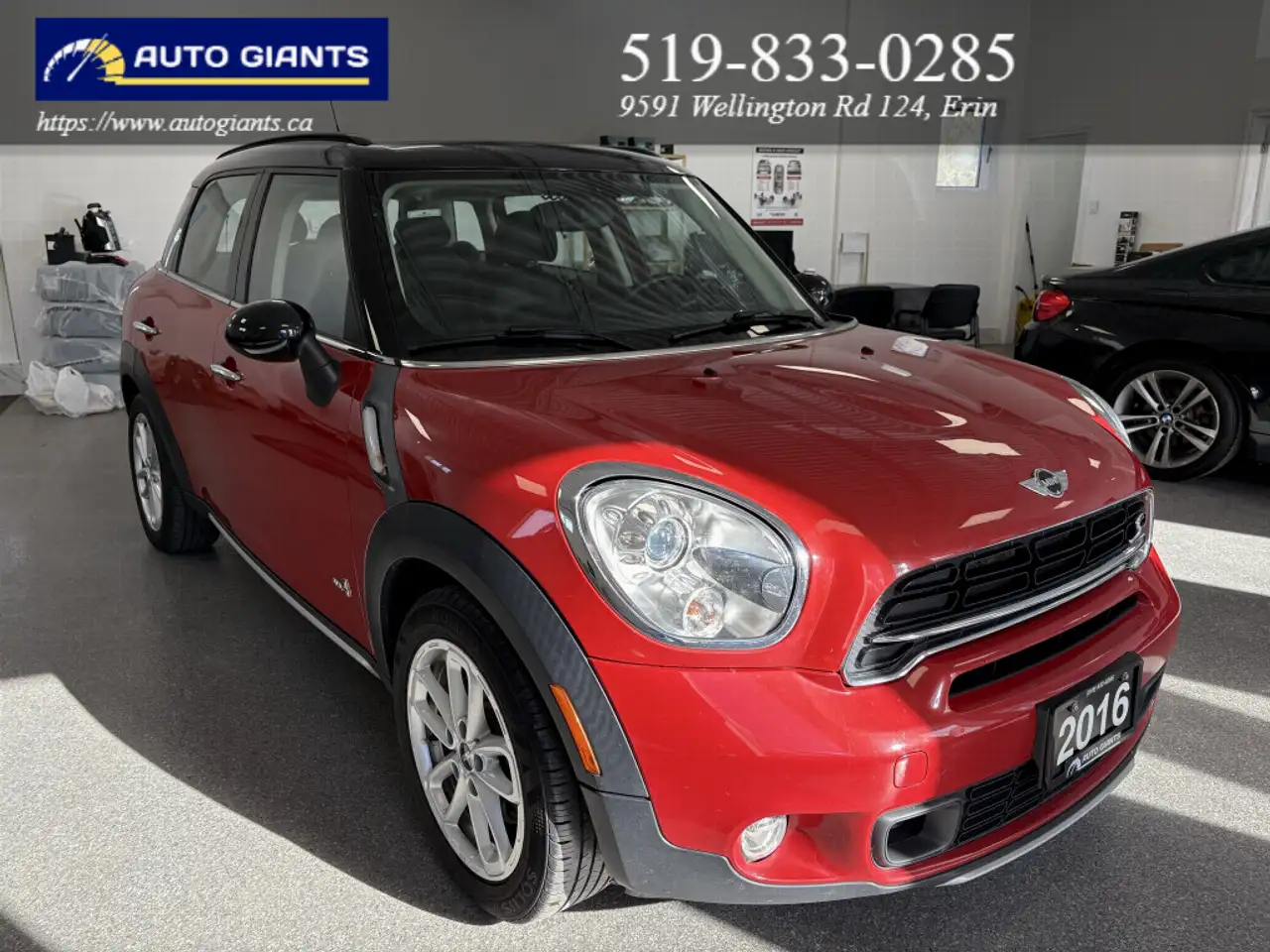 MINI Cooper Countryman снимка MINI Cooper Countryman
