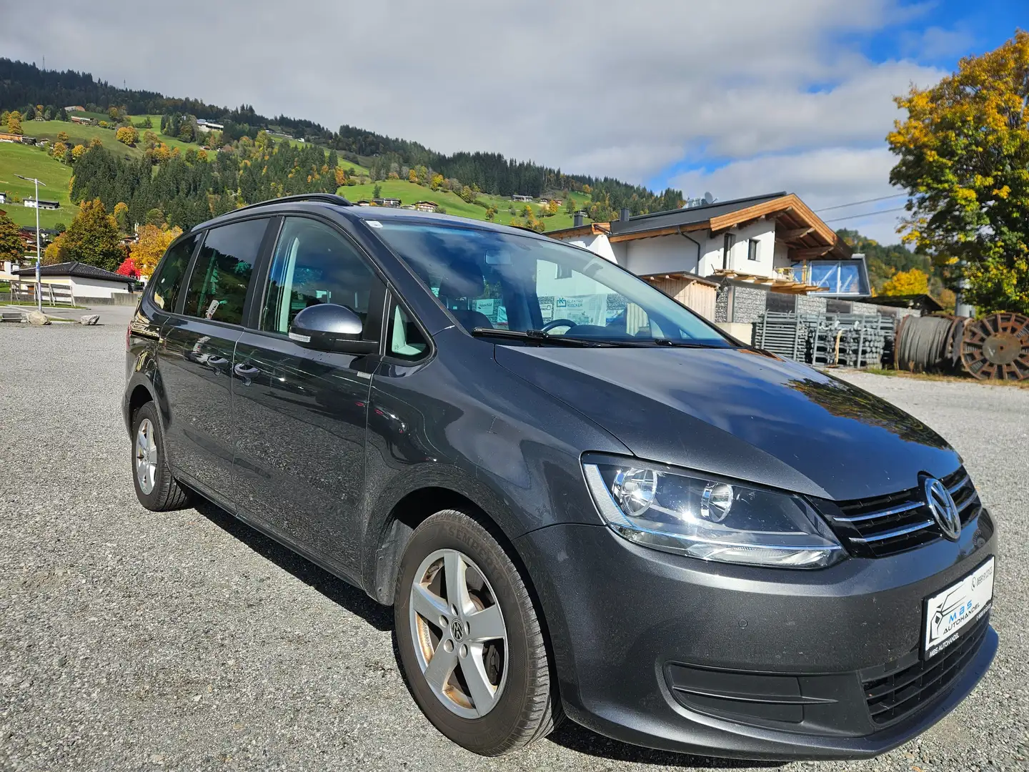 Volkswagen Sharan Trendline BMT Grau - 1