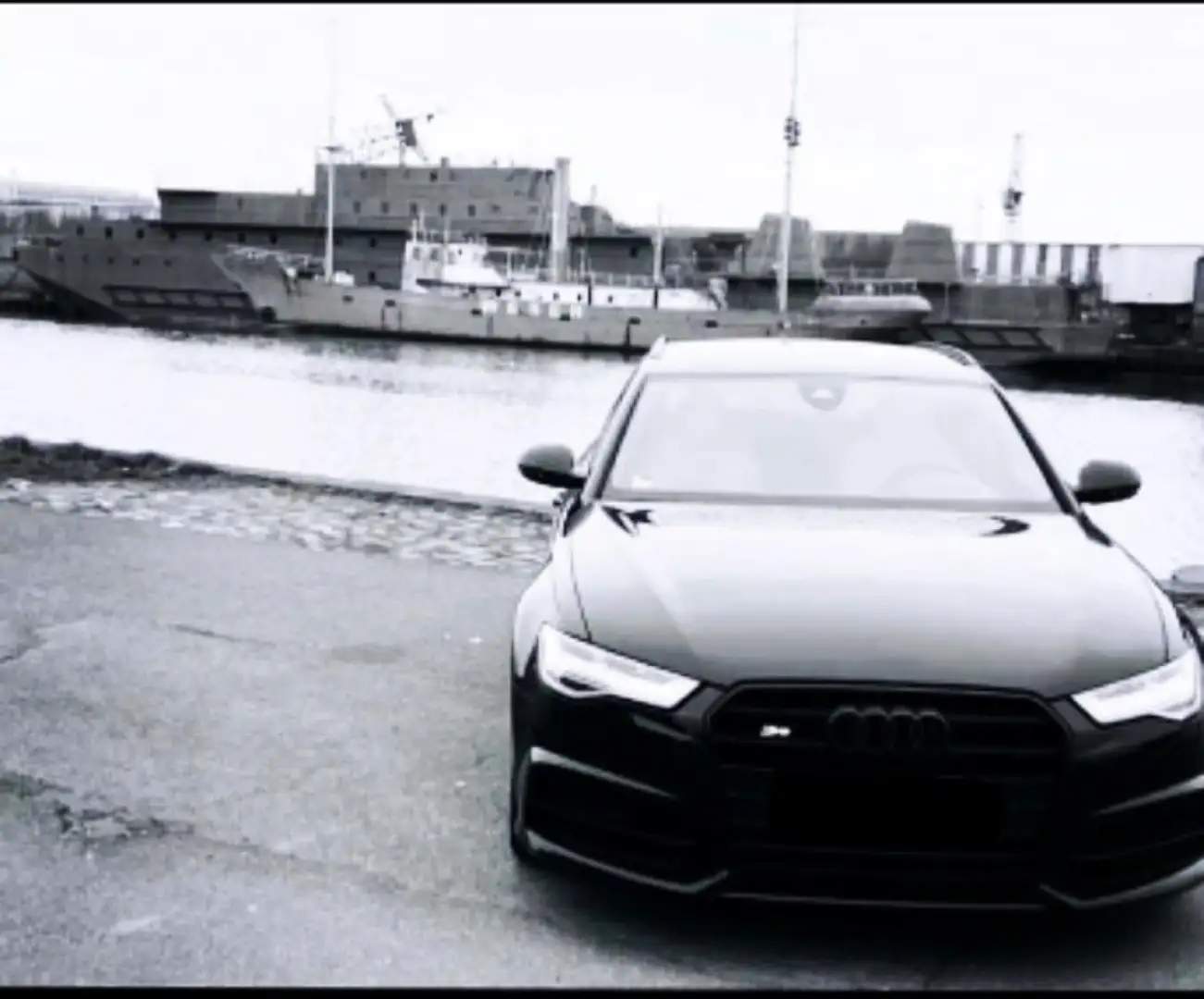 Audi S6 Avant Fekete - 1