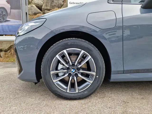 BMW 225 e xDrive Ansicht 3