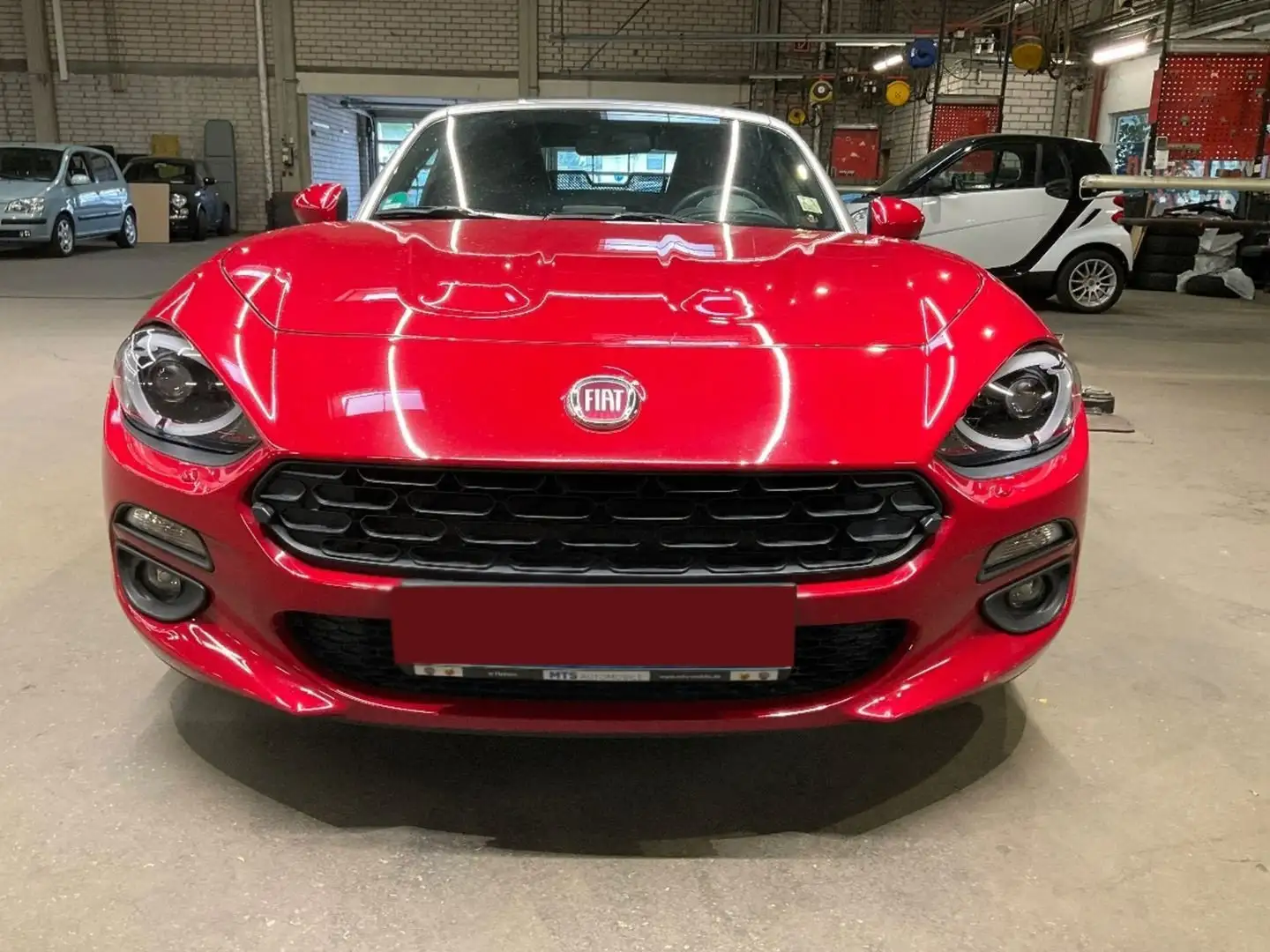 Fiat 124 Spider 1.4 Turbo Lusso Rot - 2