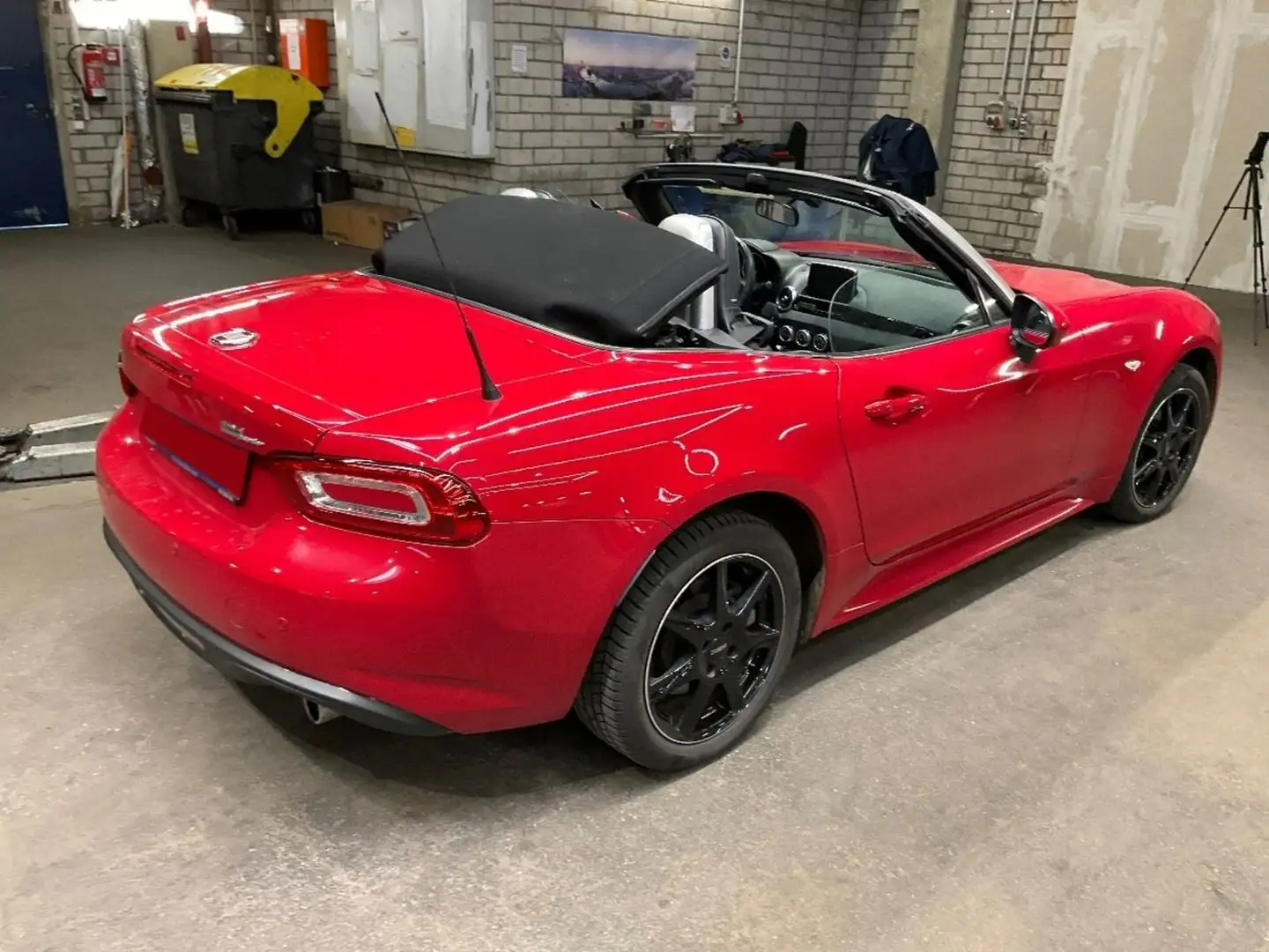 Fiat 124 Spider 1.4 Turbo Lusso Rot - 1