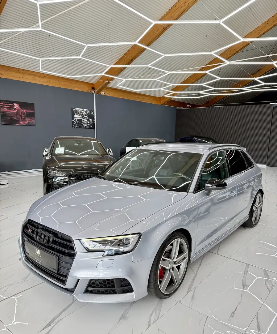 Audi S3 2.0 TFSI quattro Silber - 1