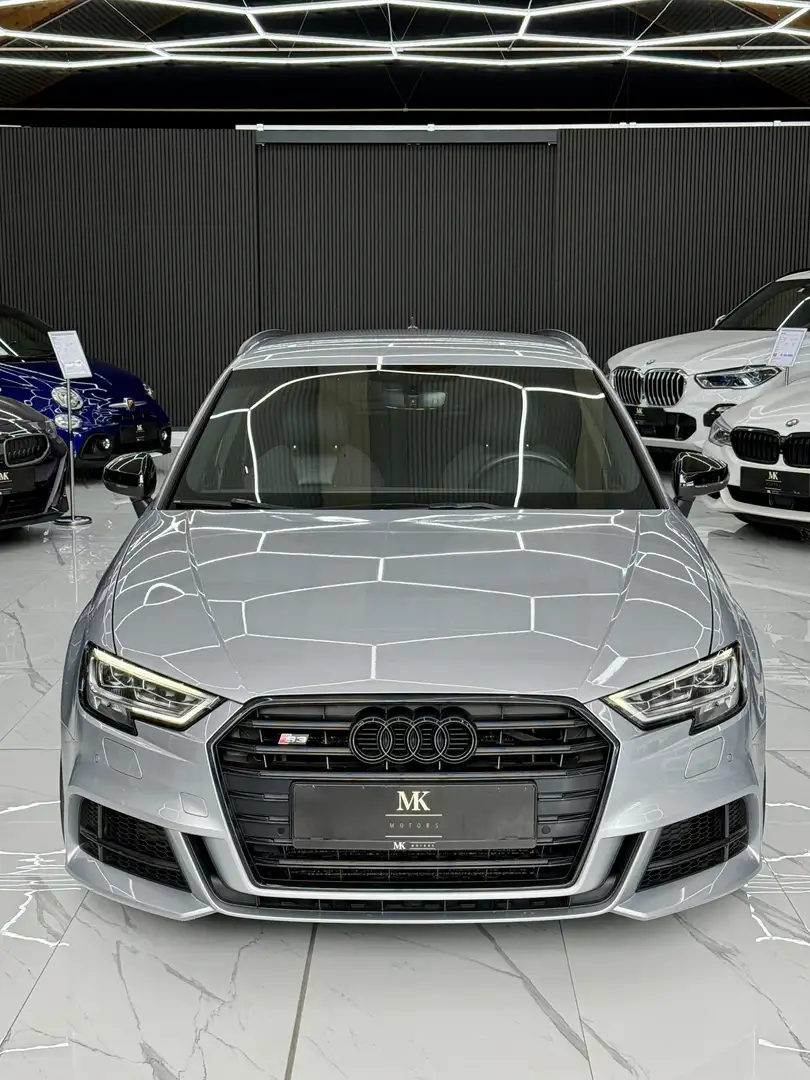Audi S3 2.0 TFSI quattro Silber - 2